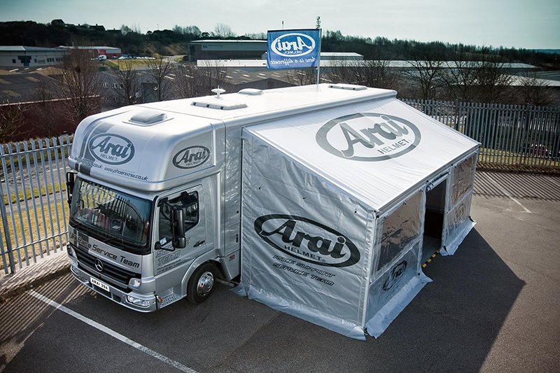 Arai race truck